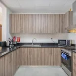 Heaven Crest Vacation Homes Downtown - Studio And 1 Bedroom Suites 2 Minute Walk To Dubai Mall And Burj Khalifa