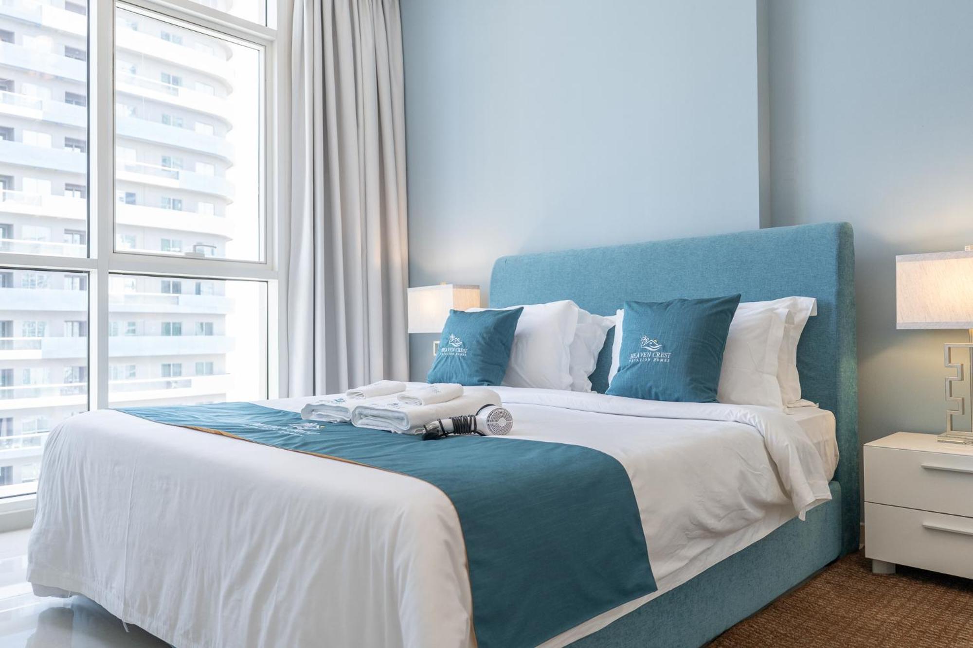 Heaven Crest Homes: Downtown Near Mall & Burj Khalifa *