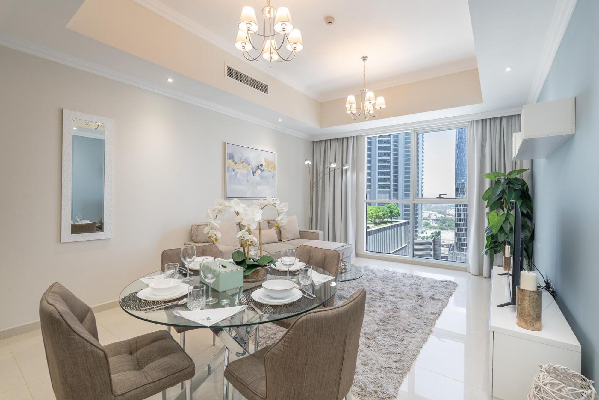 Heaven Crest Homes: Downtown Near Mall & Burj Khalifa Apartment